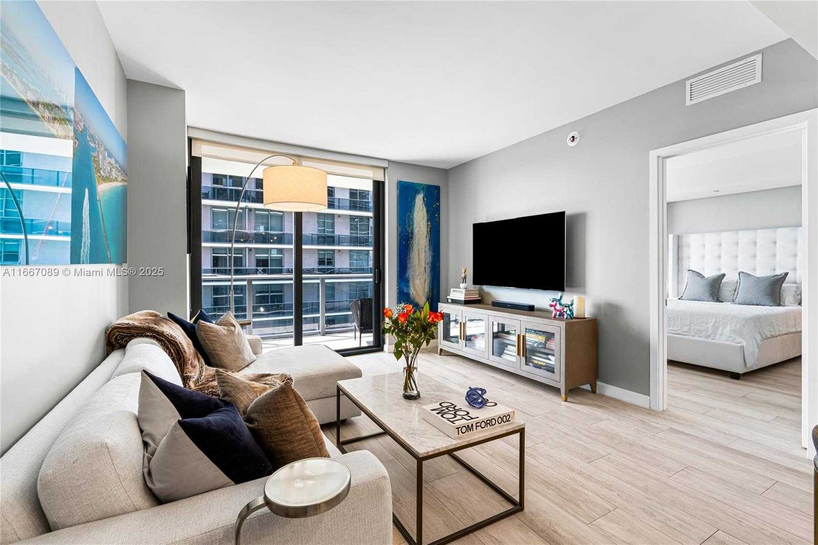 Small Image of 45 SOUTH WEST 9TH ST #4007, Miami Number 13