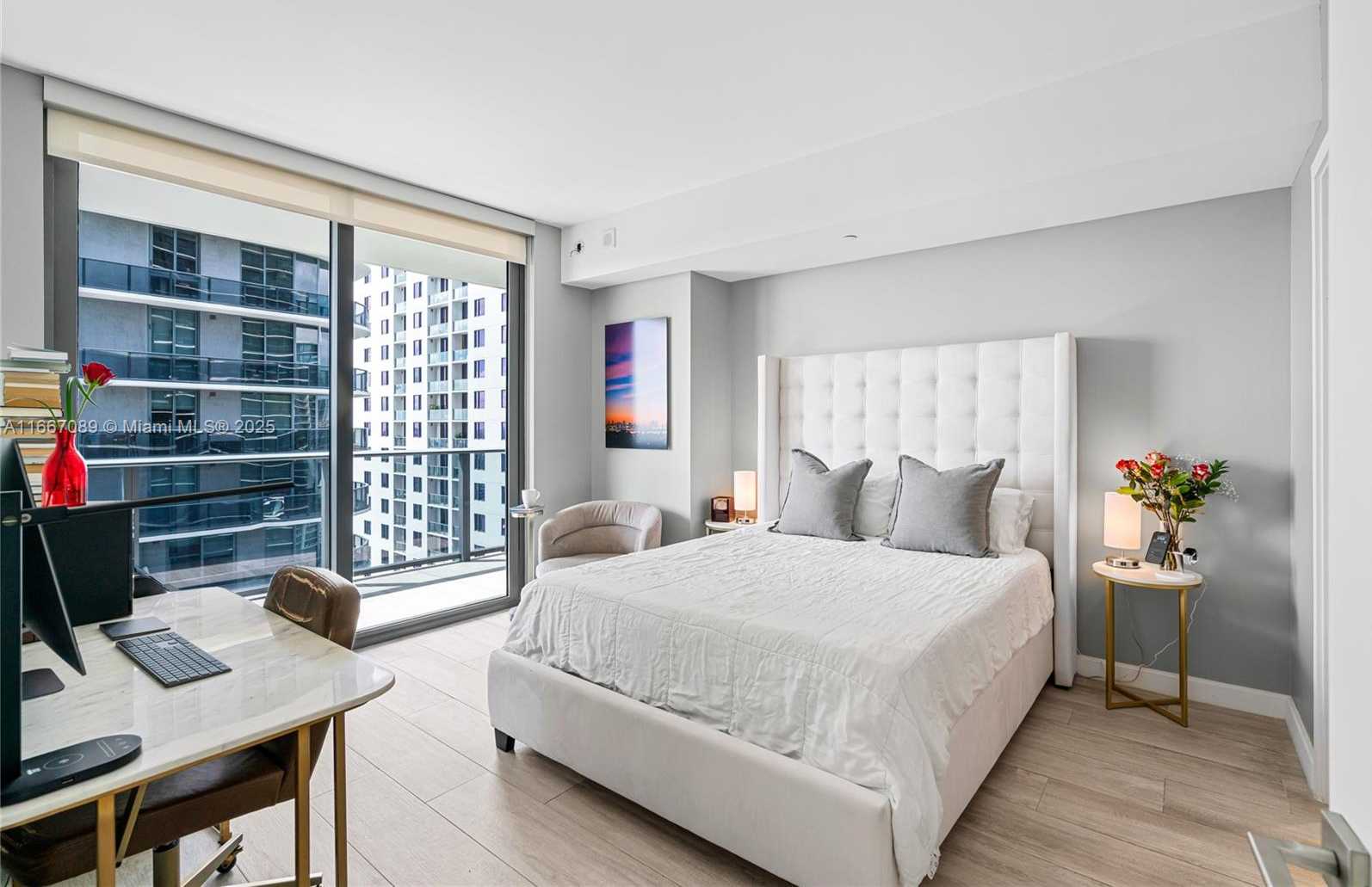 Small Image of 45 SOUTH WEST 9TH ST #4007, Miami Number 18