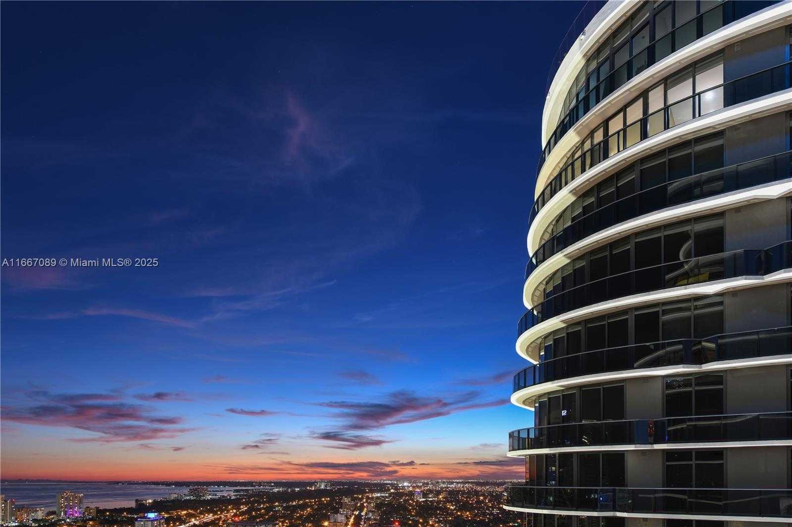 Small Image of 45 SOUTH WEST 9TH ST #4007, Miami Number 26