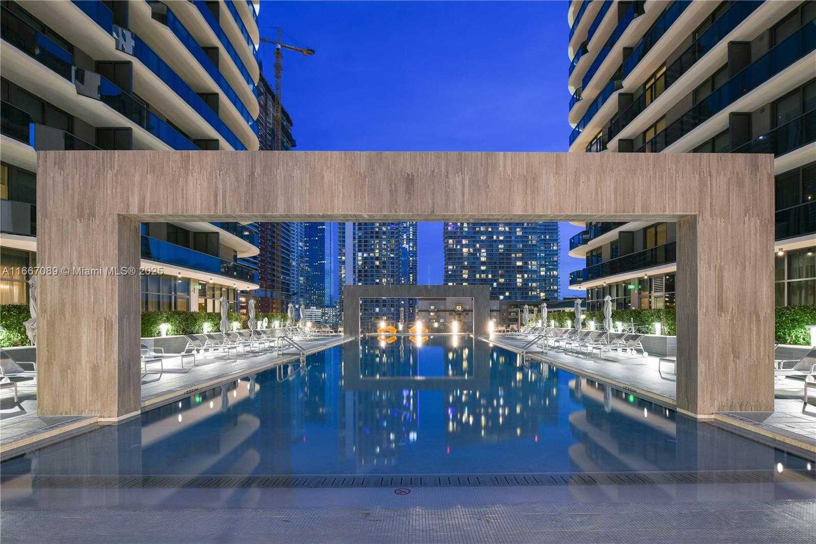 Small Image of 45 SOUTH WEST 9TH ST #4007, Miami Number 37