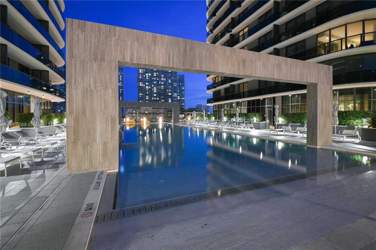 Small Image of 45 SOUTH WEST 9TH ST #4007, Miami Number 39