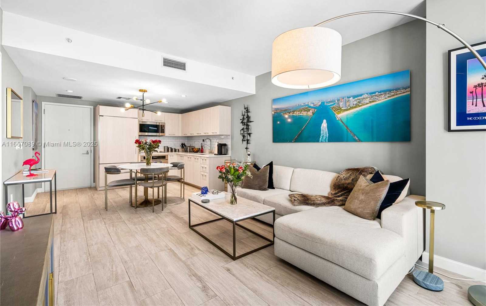 Small Image of 45 SOUTH WEST 9TH ST #4007, Miami Number 5