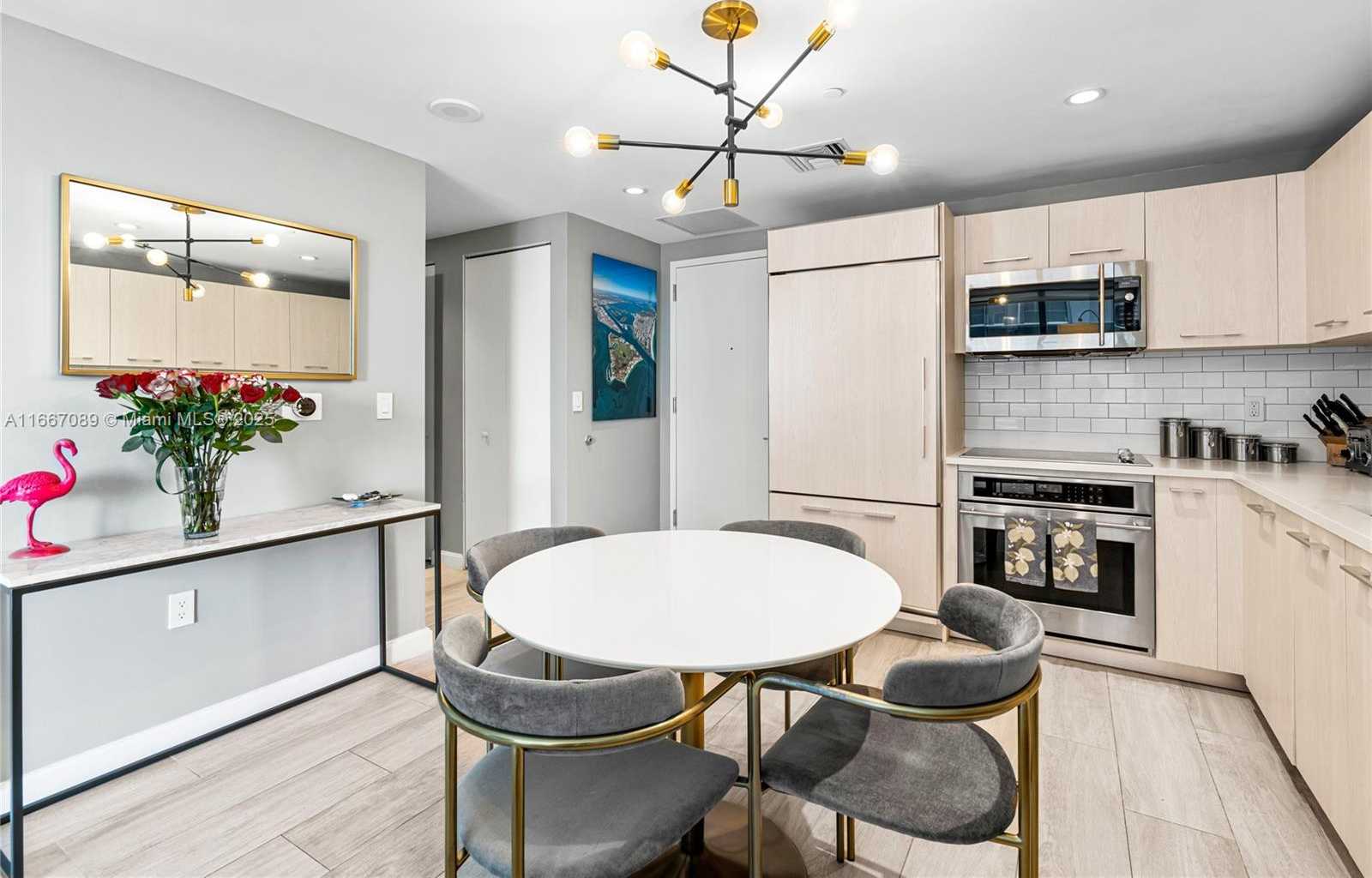 Small Image of 45 SOUTH WEST 9TH ST #4007, Miami Number 8