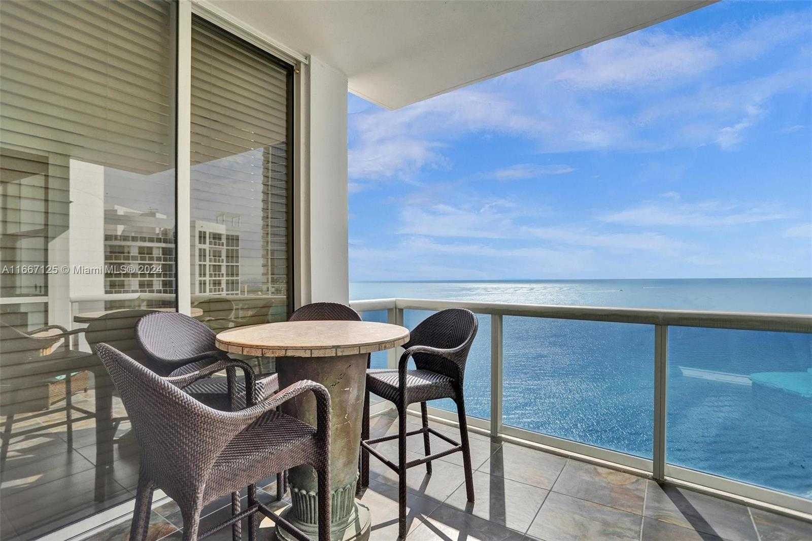 Small Image of 18101 COLLINS AVE #4106 + Cabana, Sunny Isles Beach Number 13