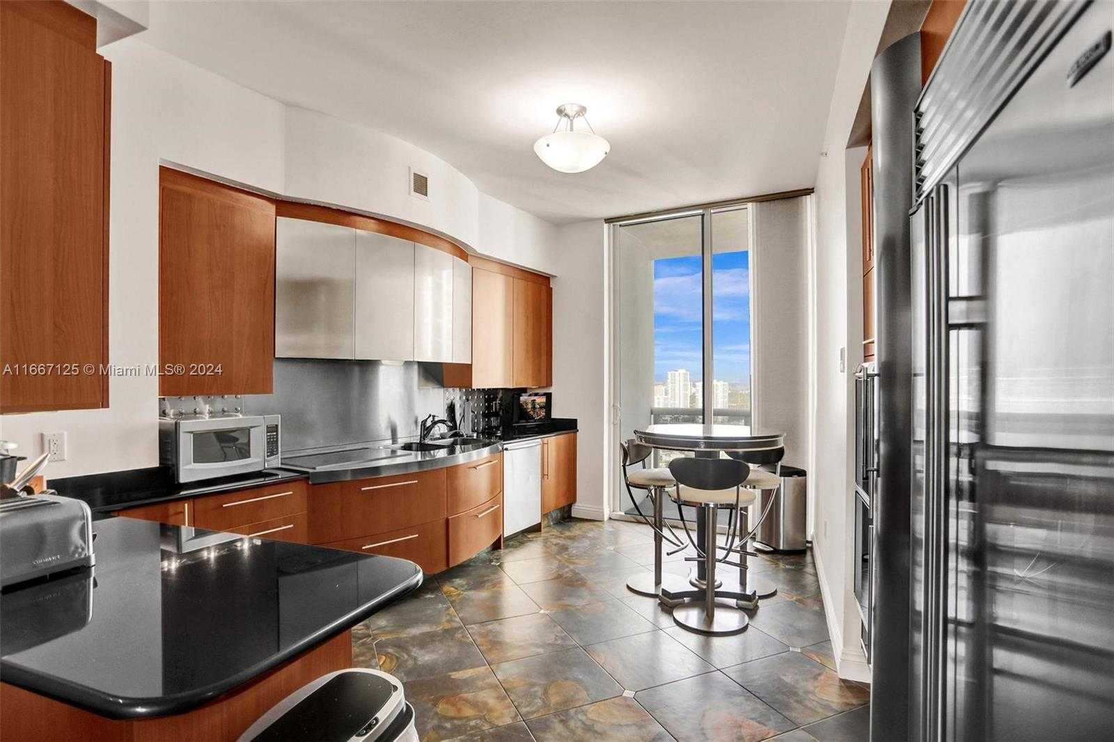 Small Image of 18101 COLLINS AVE #4106 + Cabana, Sunny Isles Beach Number 22