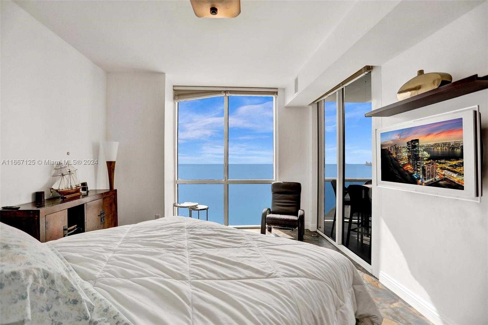 Small Image of 18101 COLLINS AVE #4106 + Cabana, Sunny Isles Beach Number 34