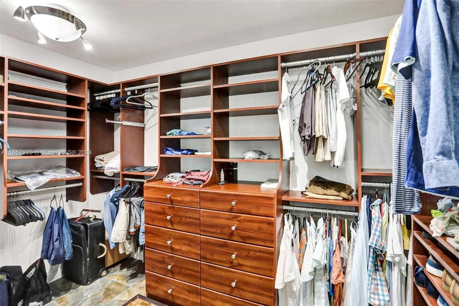 Small Image of 18101 COLLINS AVE #4106 + Cabana, Sunny Isles Beach Number 35