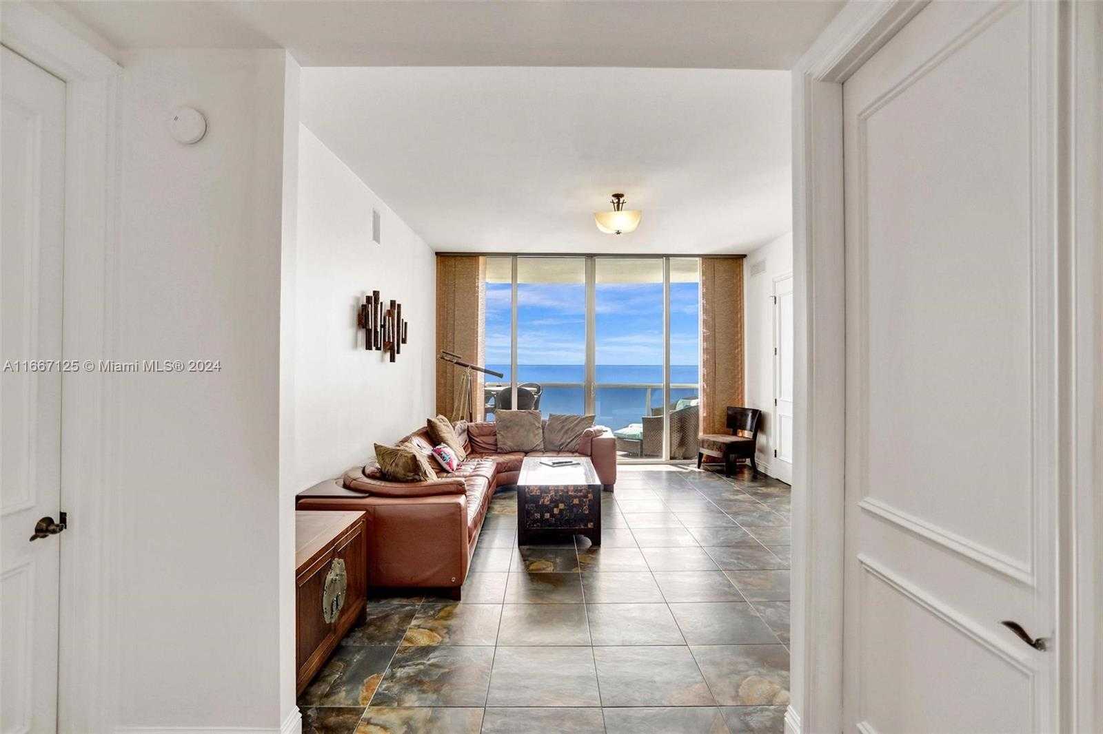 Small Image of 18101 COLLINS AVE #4106 + Cabana, Sunny Isles Beach Number 7