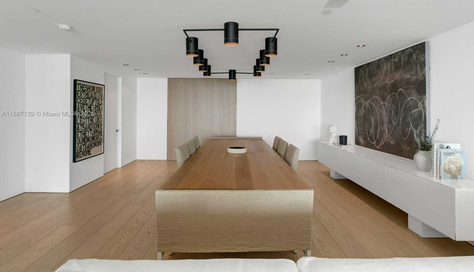 Small Image of 10203 COLLINS AVE #2003, Bal Harbour Number 6