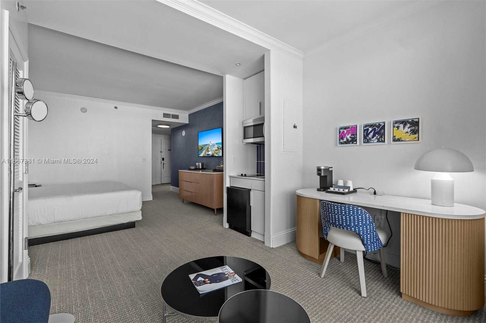 Small Image of 4401 COLLINS AVE #1709, Miami Beach Number 13
