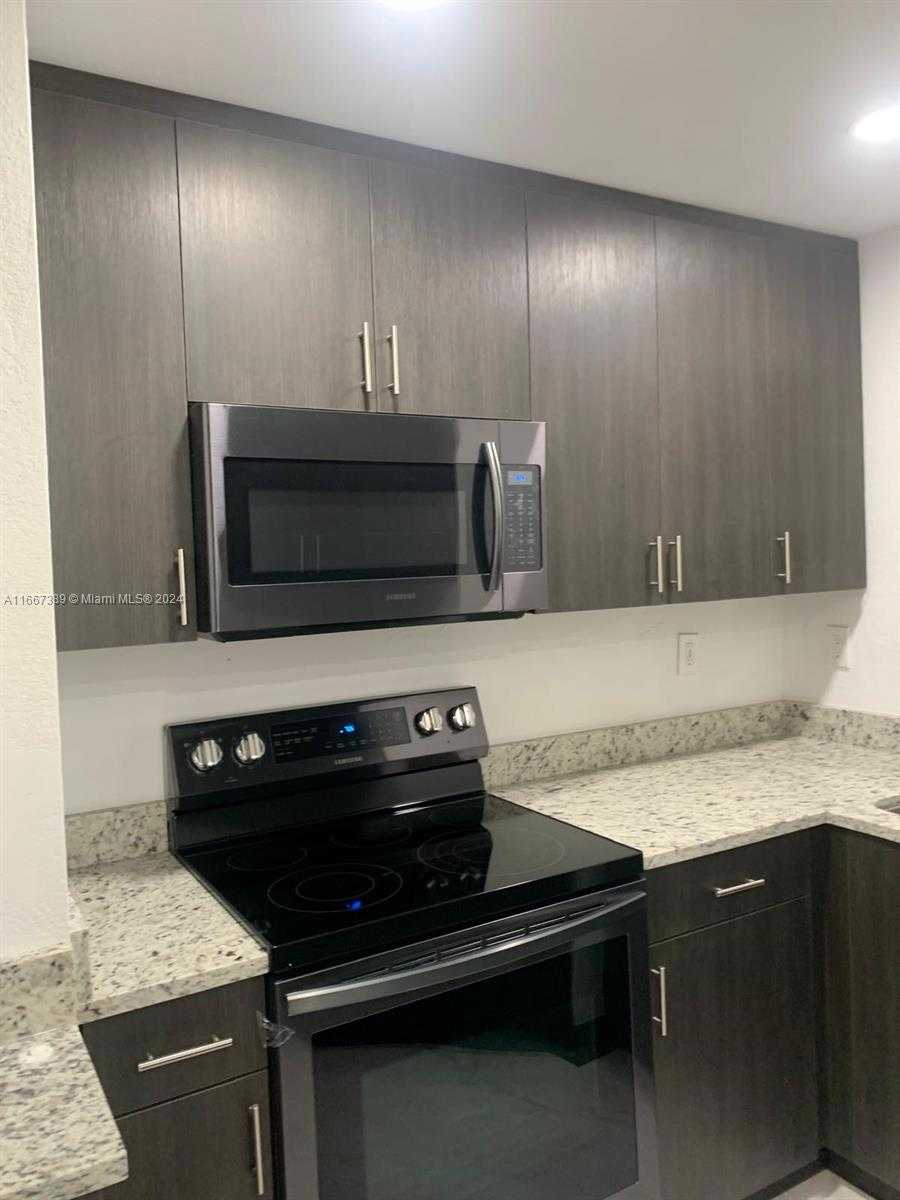 Small Image of 8810 FONTAINEBLEAU BLVD #115, Miami Number 10