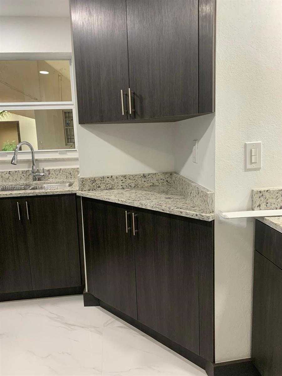 Small Image of 8810 FONTAINEBLEAU BLVD #115, Miami Number 11