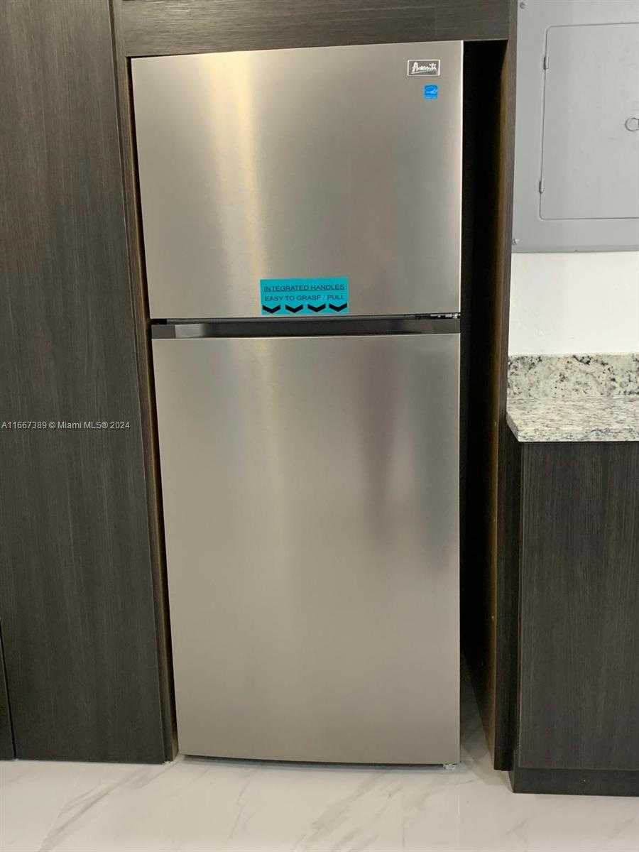 Small Image of 8810 FONTAINEBLEAU BLVD #115, Miami Number 15