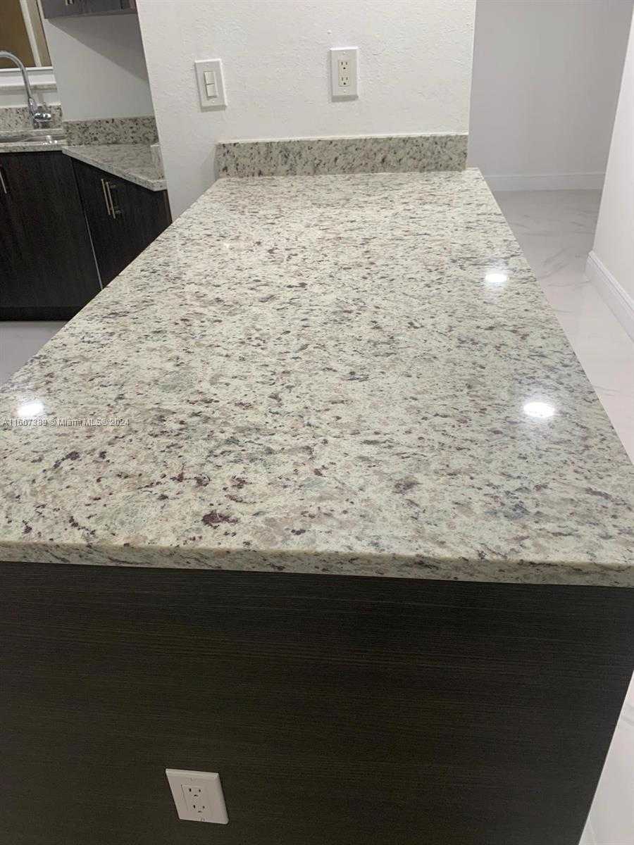 Small Image of 8810 FONTAINEBLEAU BLVD #115, Miami Number 21