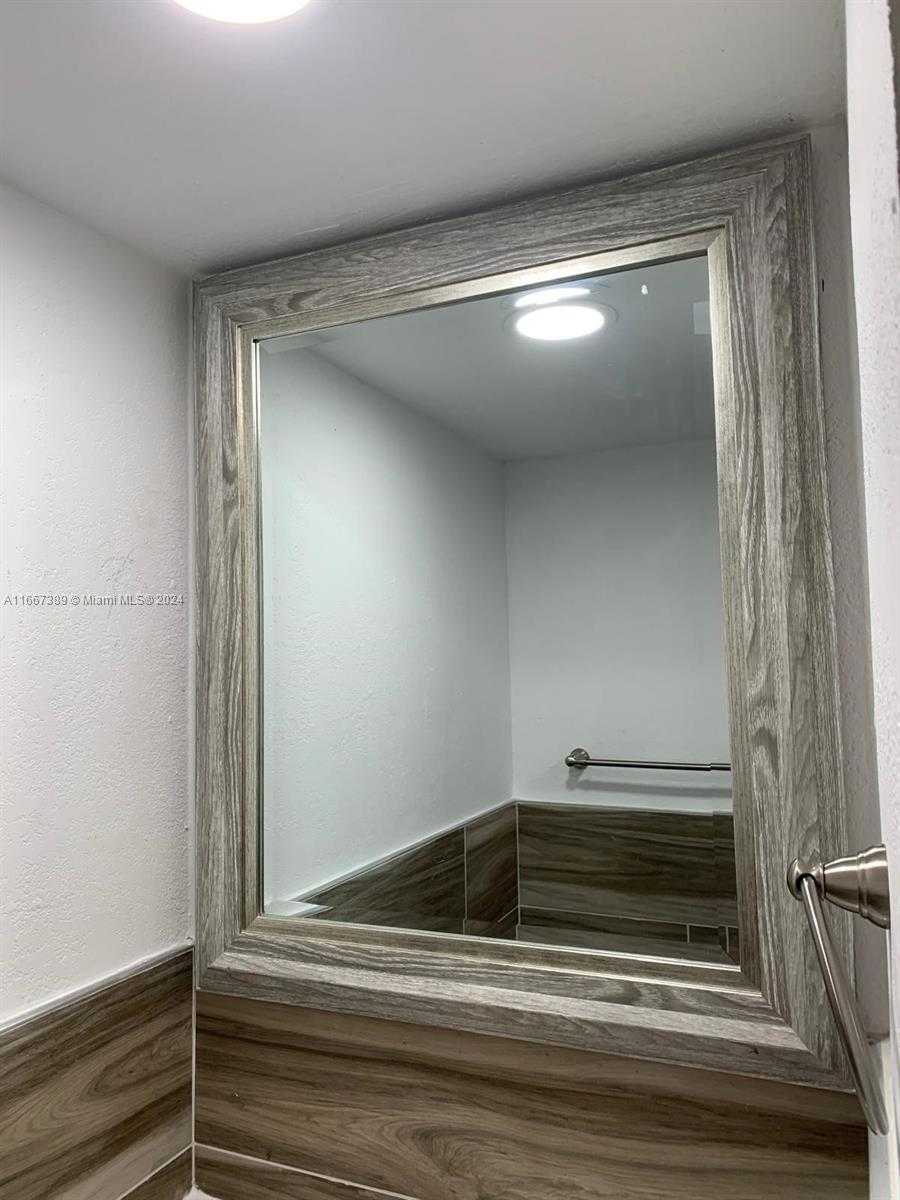 Small Image of 8810 FONTAINEBLEAU BLVD #115, Miami Number 26