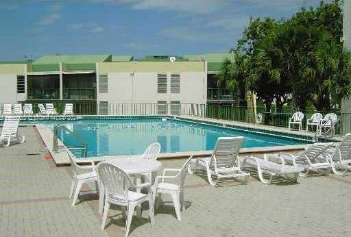 Small Image of 8810 FONTAINEBLEAU BLVD #115, Miami Number 45