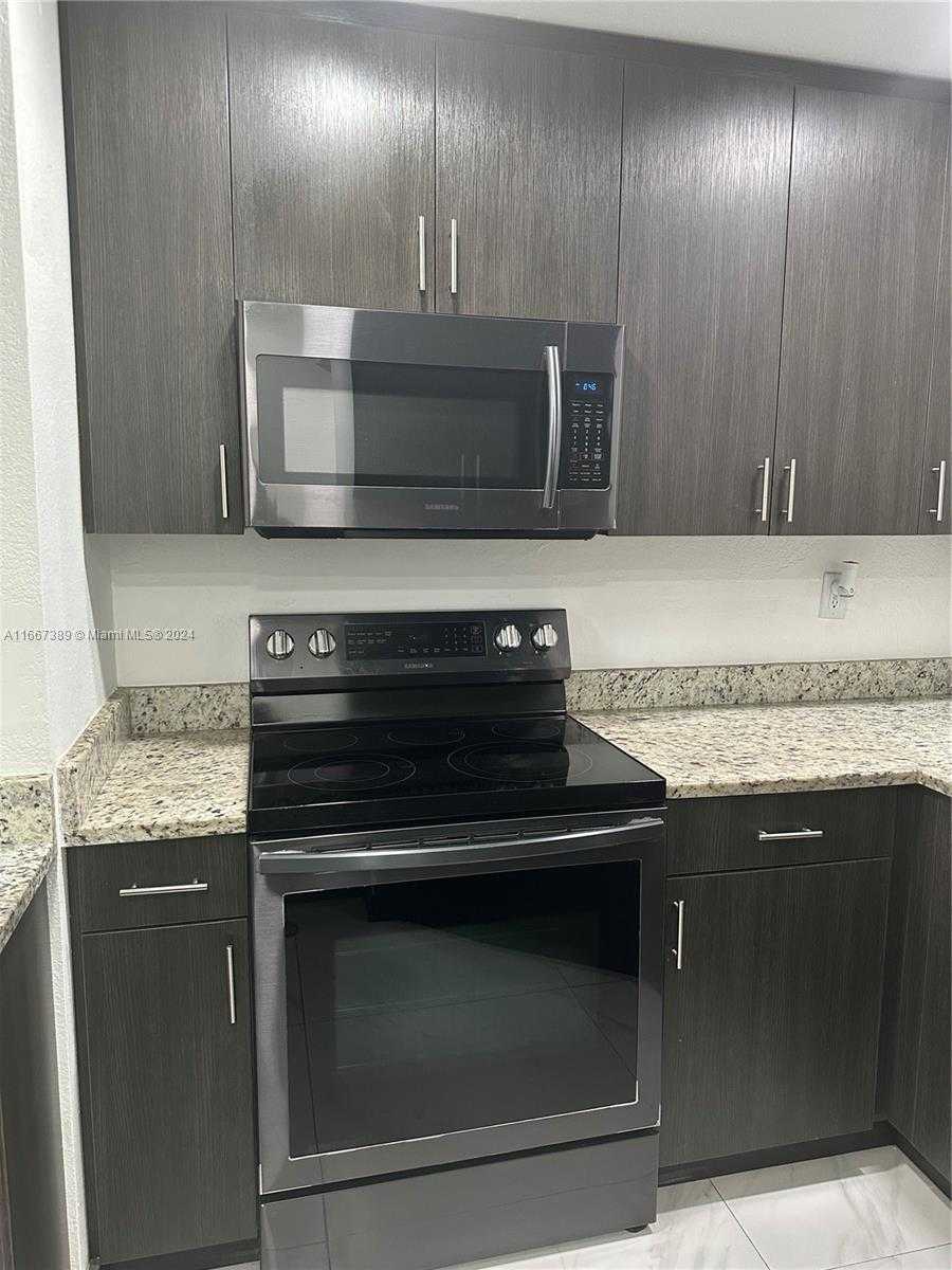 Small Image of 8810 FONTAINEBLEAU BLVD #115, Miami Number 9