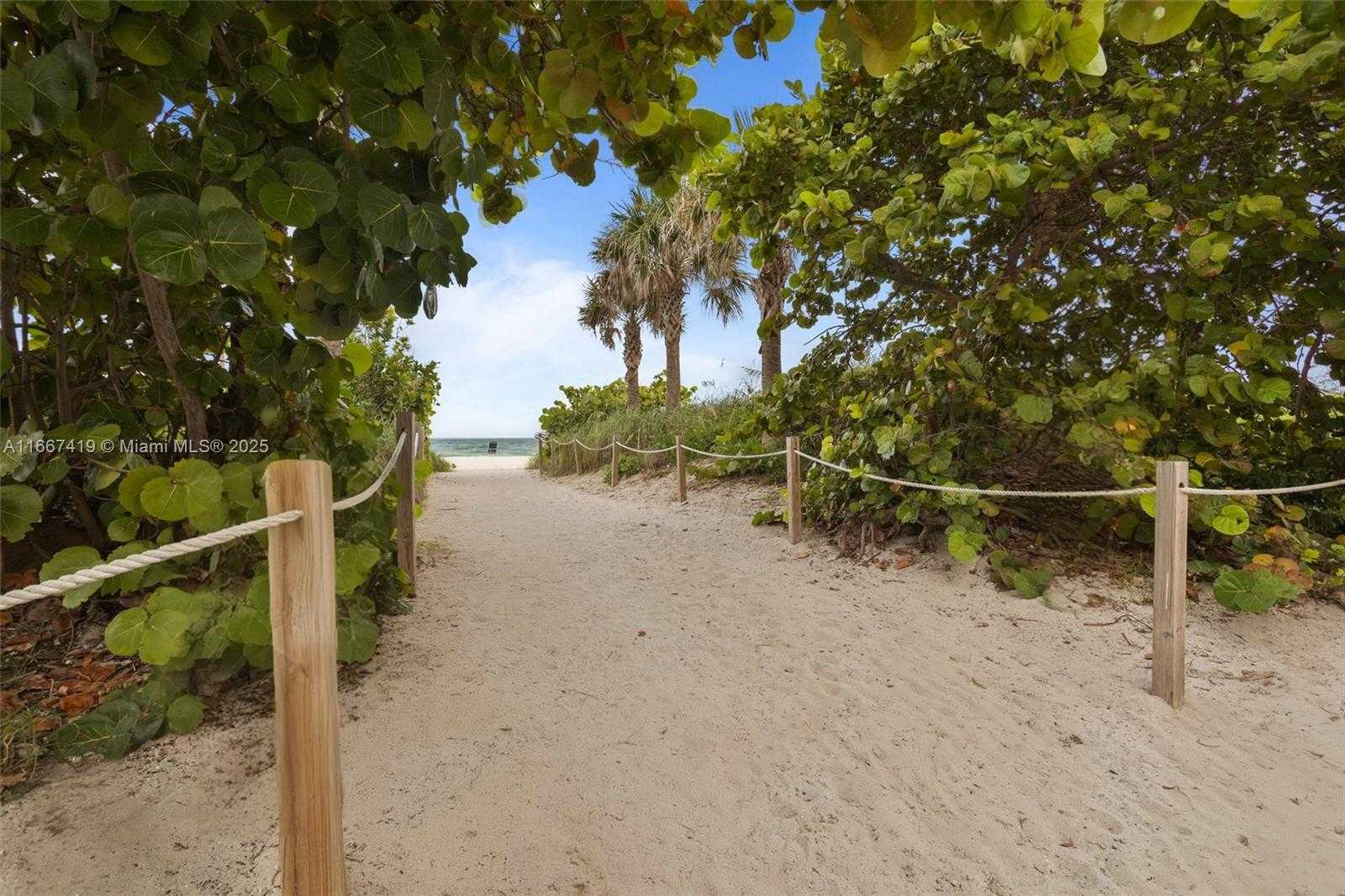 Small Image of 6301 COLLINS AVE #1005, Miami Beach Number 19