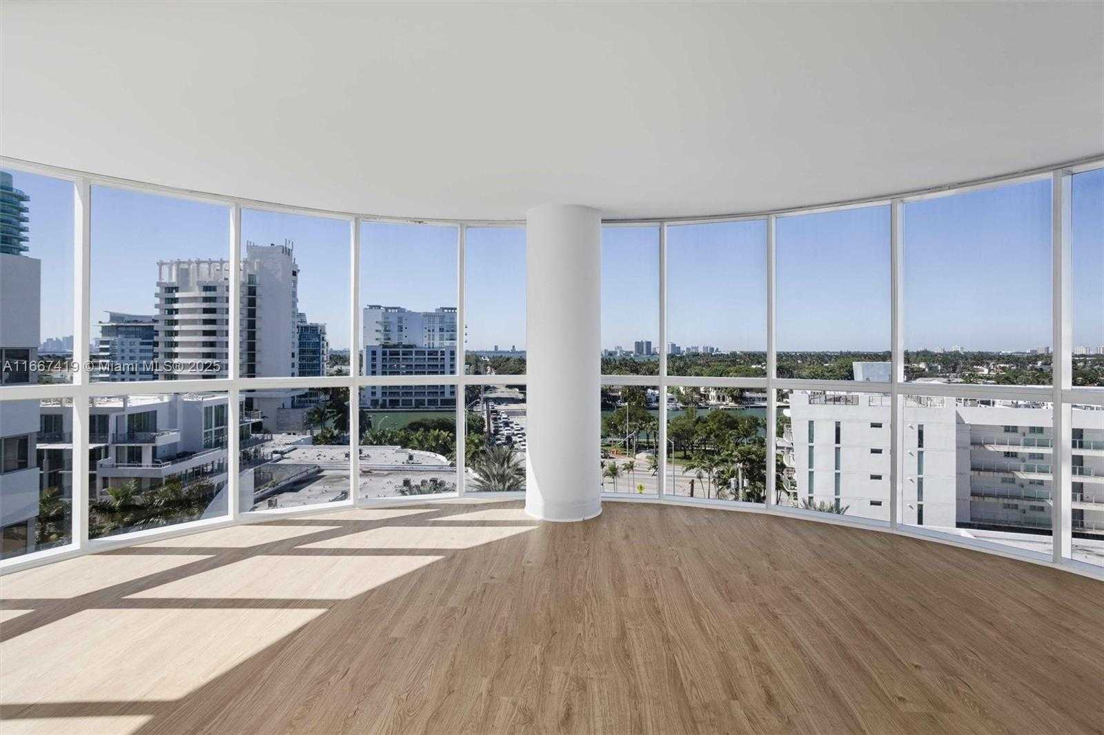 Small Image of 6301 COLLINS AVE #1005, Miami Beach Number 2