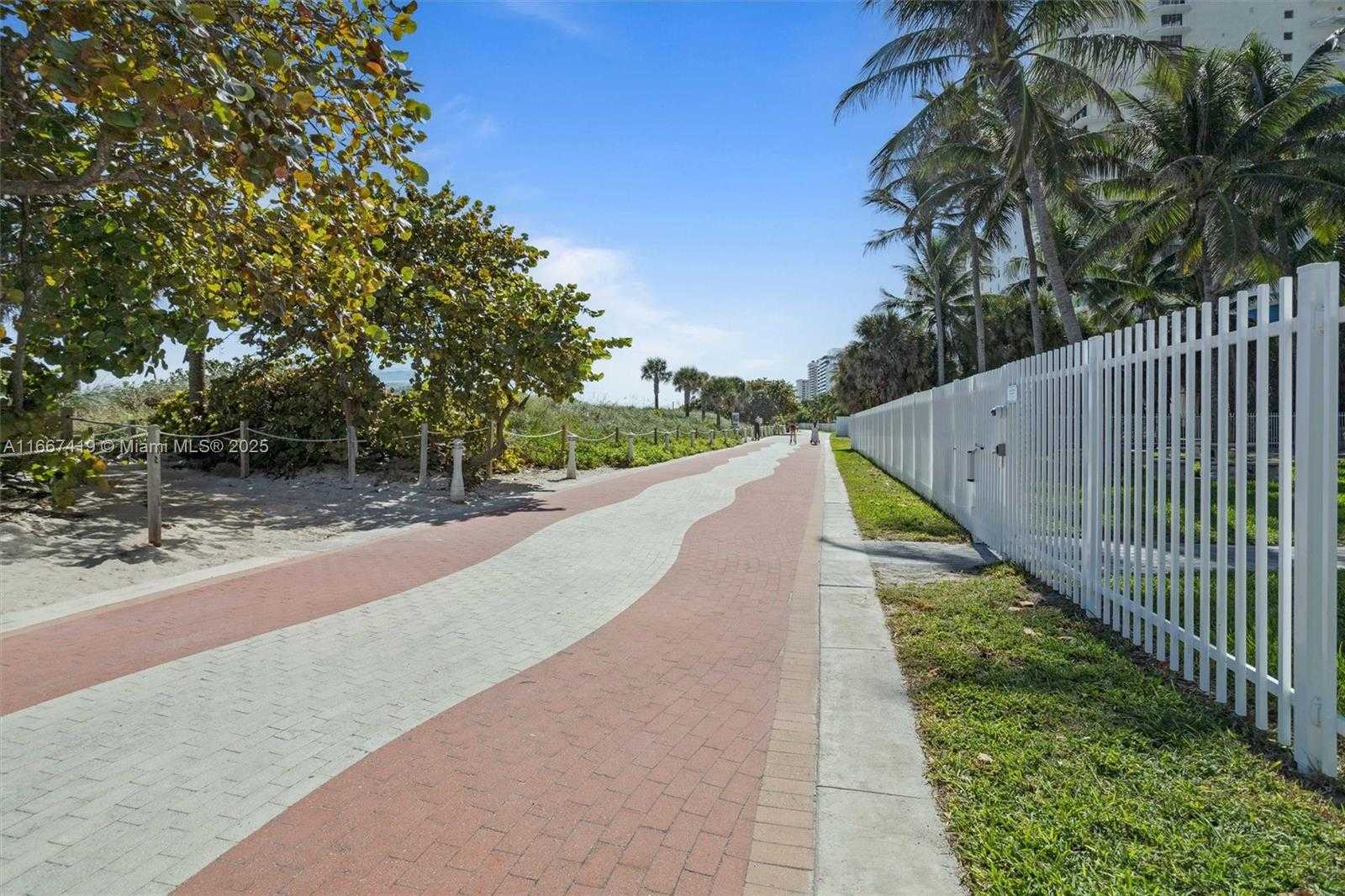 Small Image of 6301 COLLINS AVE #1005, Miami Beach Number 47