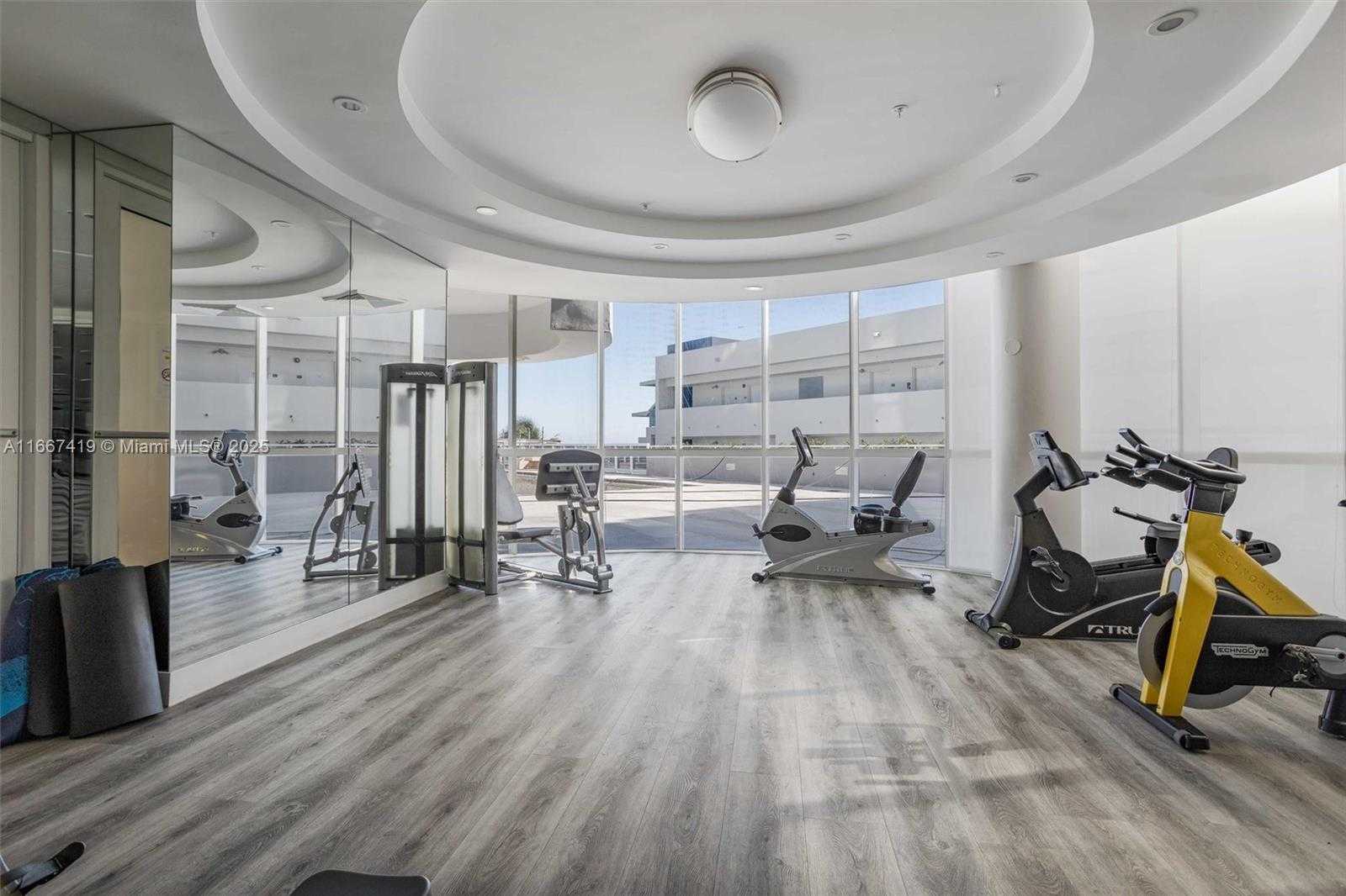 Small Image of 6301 COLLINS AVE #1005, Miami Beach Number 53