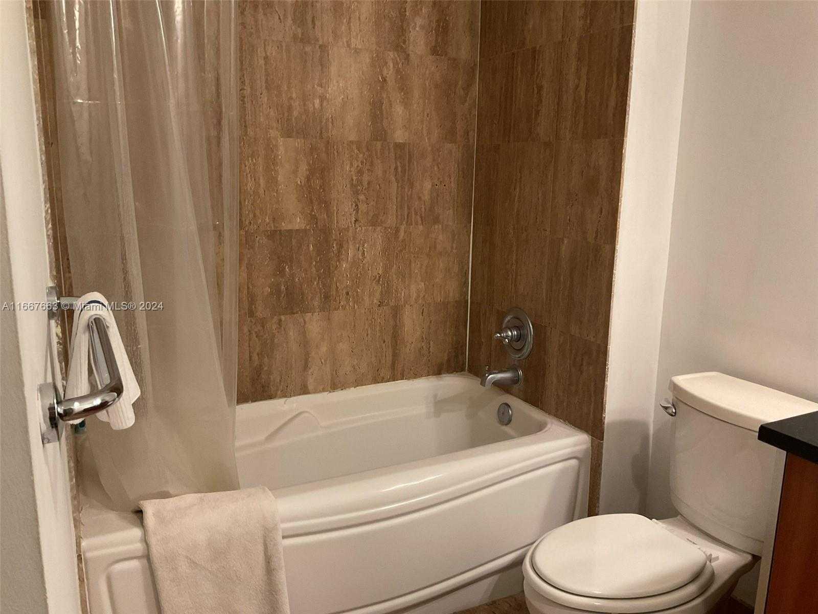 Small Image of 300 SOUTH BISCAYNE BLVD #T-1703, Miami Number 10