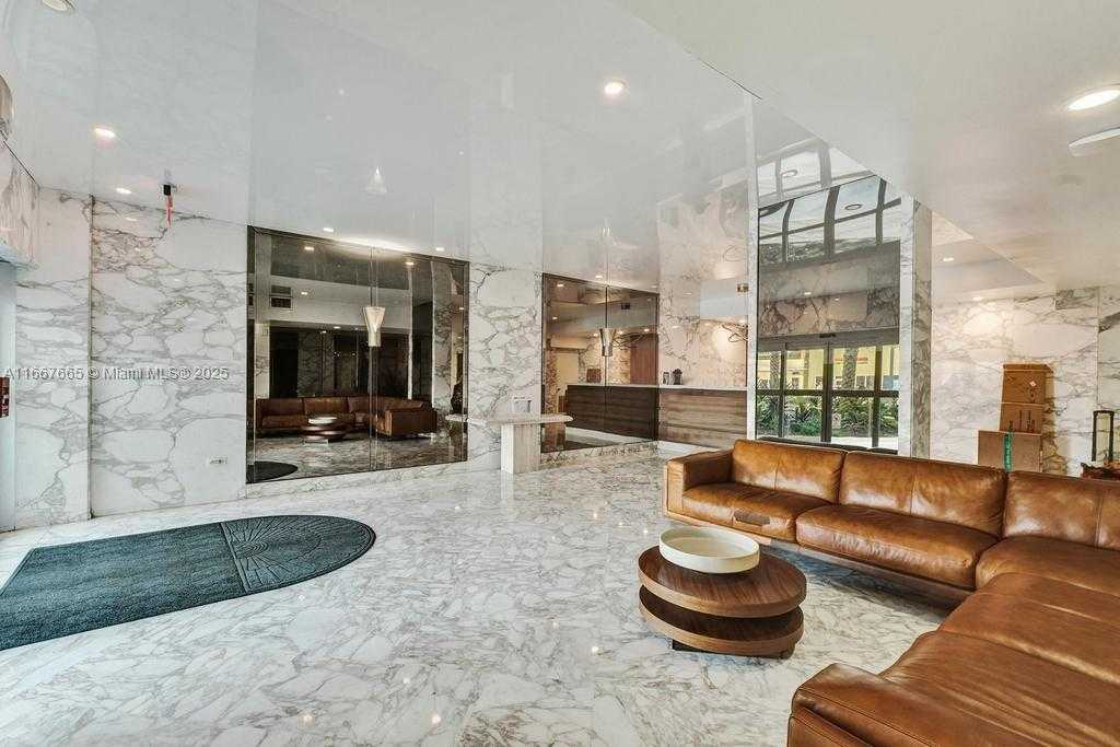 Small Image of 7135 COLLINS AVE #1723, Miami Beach Number 18