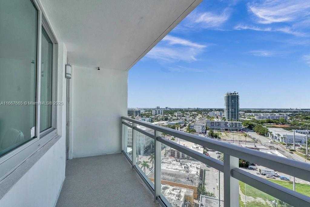 Small Image of 7135 COLLINS AVE #1723, Miami Beach Number 9