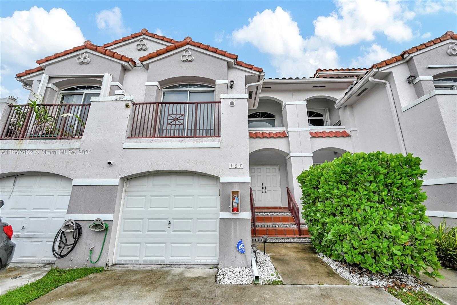 Small Image of 10101 SOUTH WEST 154TH CIR CT #107-11, Miami Number 3