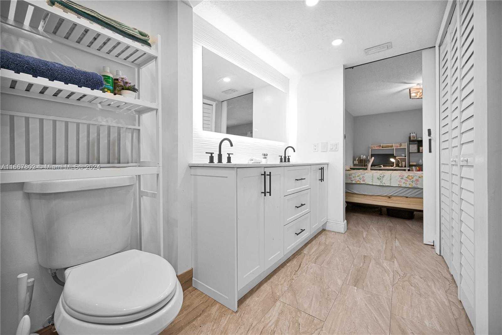 Small Image of 10101 SOUTH WEST 154TH CIR CT #107-11, Miami Number 36