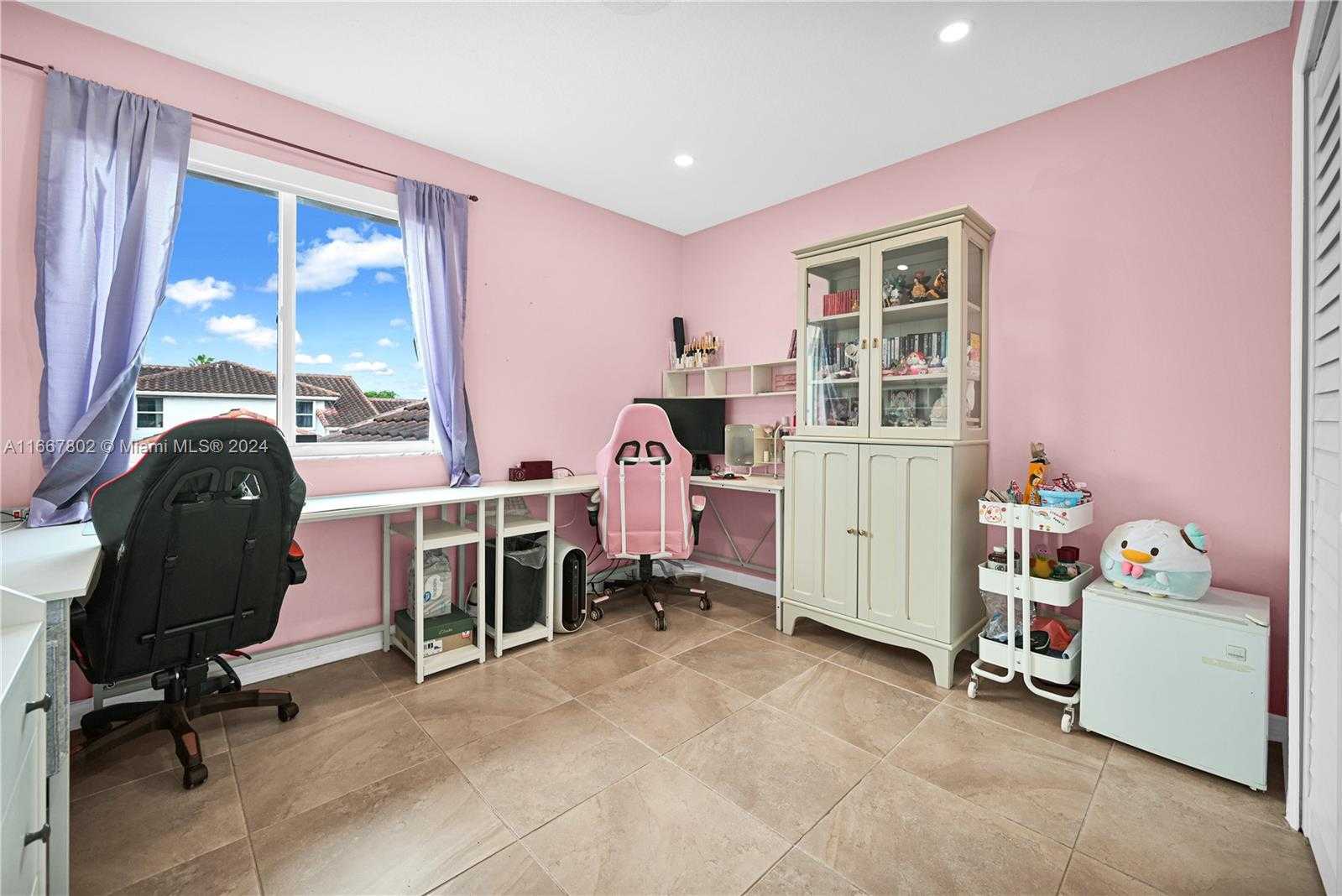 Small Image of 10101 SOUTH WEST 154TH CIR CT #107-11, Miami Number 37