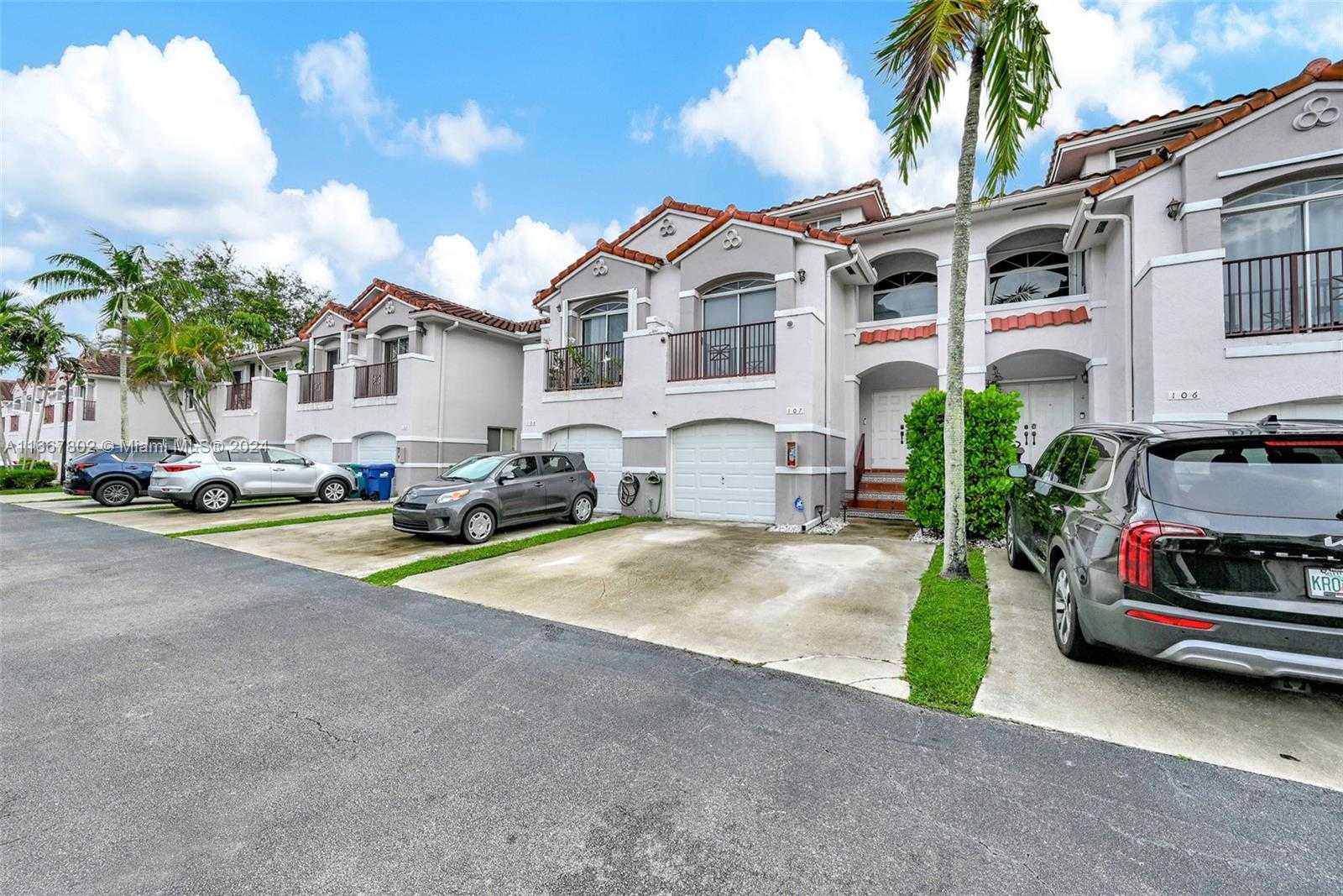 Small Image of 10101 SOUTH WEST 154TH CIR CT #107-11, Miami Number 4