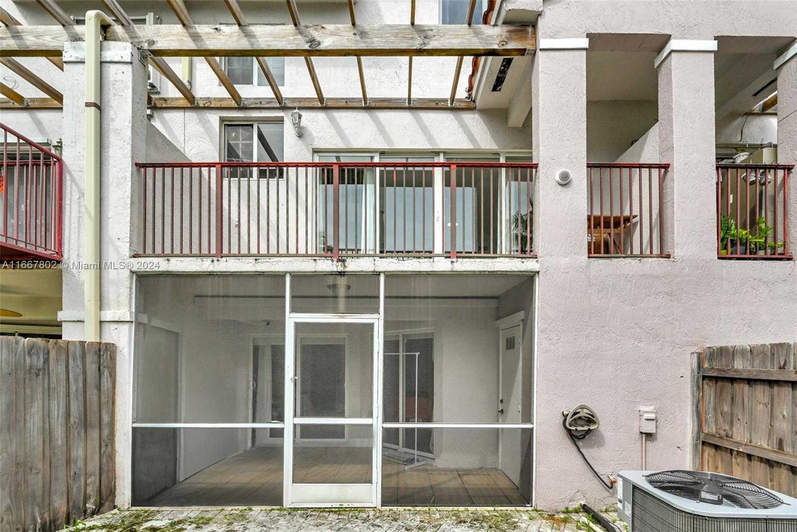 Small Image of 10101 SOUTH WEST 154TH CIR CT #107-11, Miami Number 64