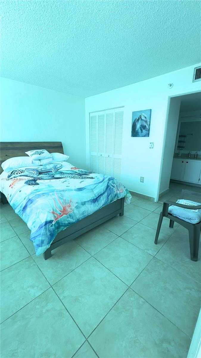 Small Image of 210 174TH ST #1703, Sunny Isles Beach Number 16