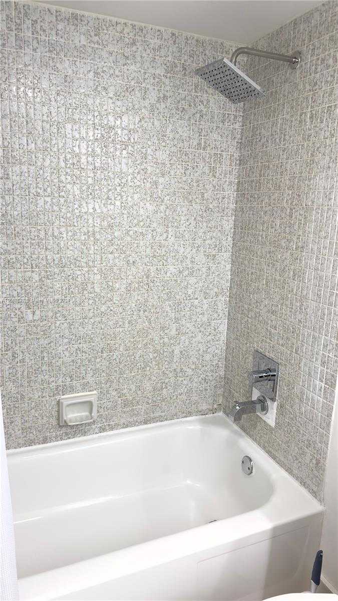 Small Image of 210 174TH ST #1703, Sunny Isles Beach Number 18