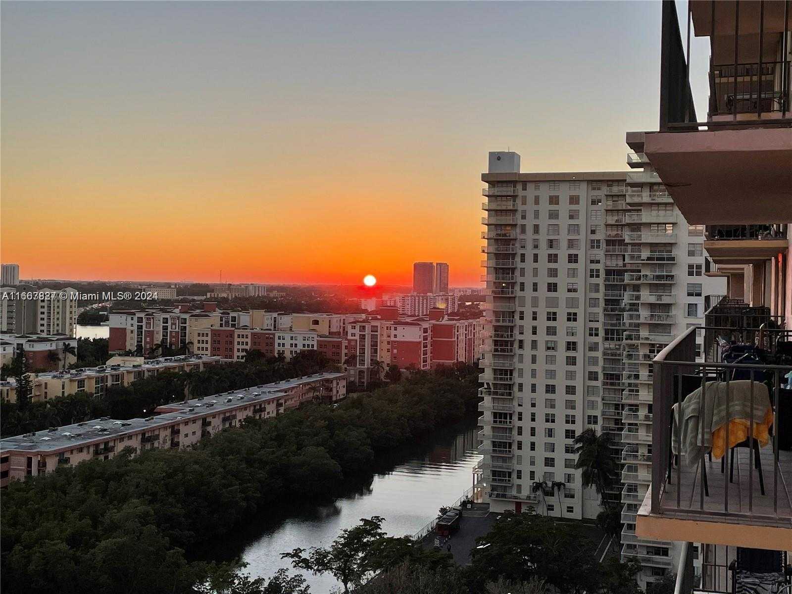 Small Image of 210 174TH ST #1703, Sunny Isles Beach Number 5