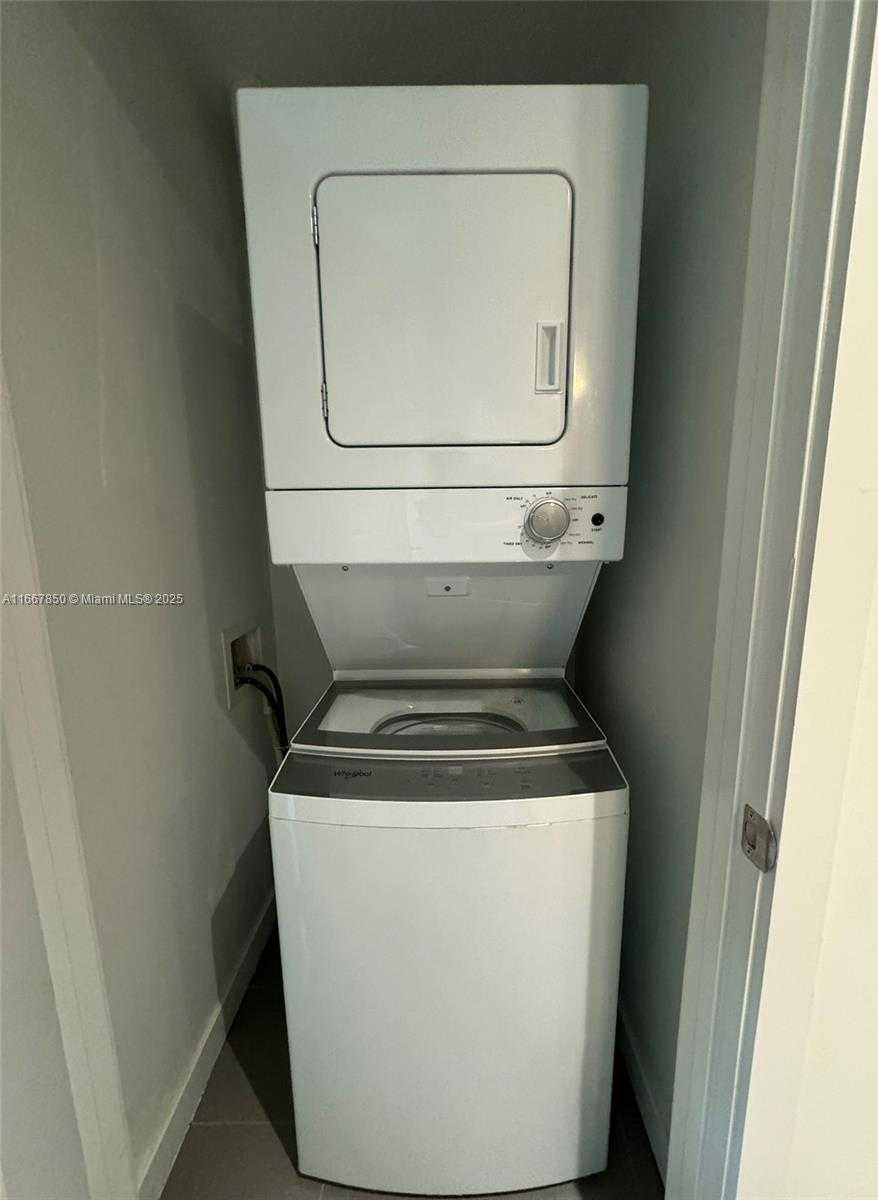 Small Image of 1600 NORTH EAST 1ST AVE #2816, Miami Number 12