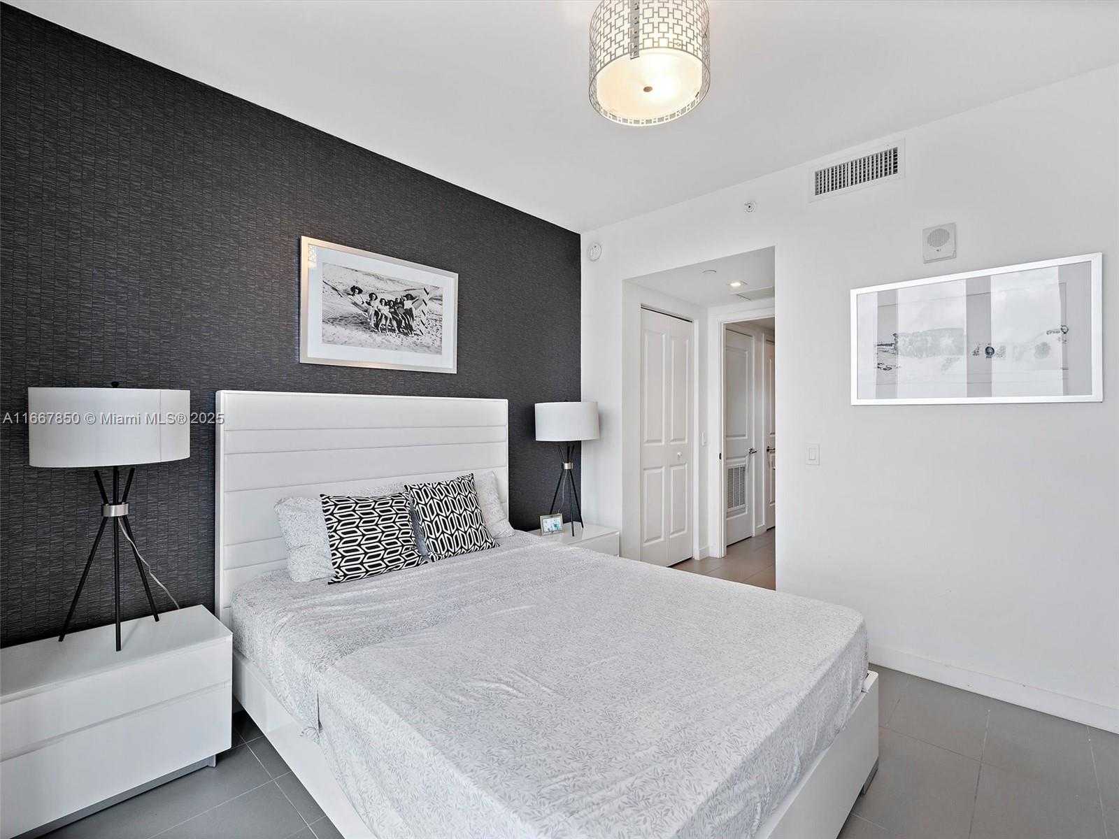 Small Image of 1600 NORTH EAST 1ST AVE #2816, Miami Number 15