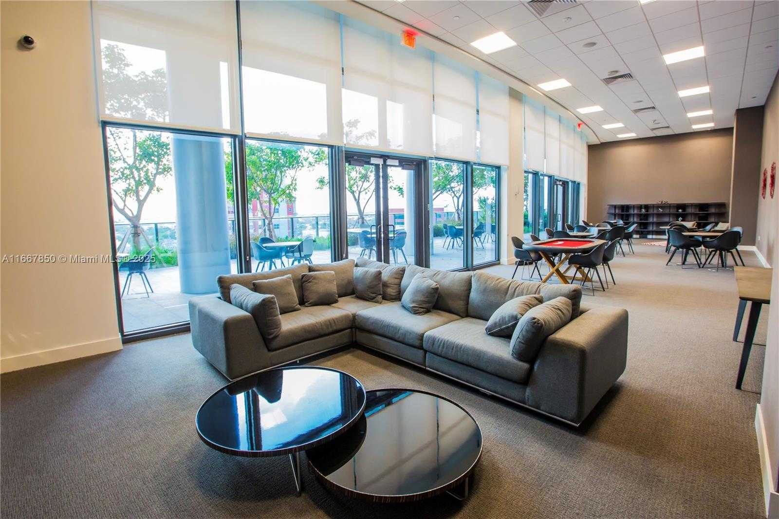 Small Image of 1600 NORTH EAST 1ST AVE #2816, Miami Number 22