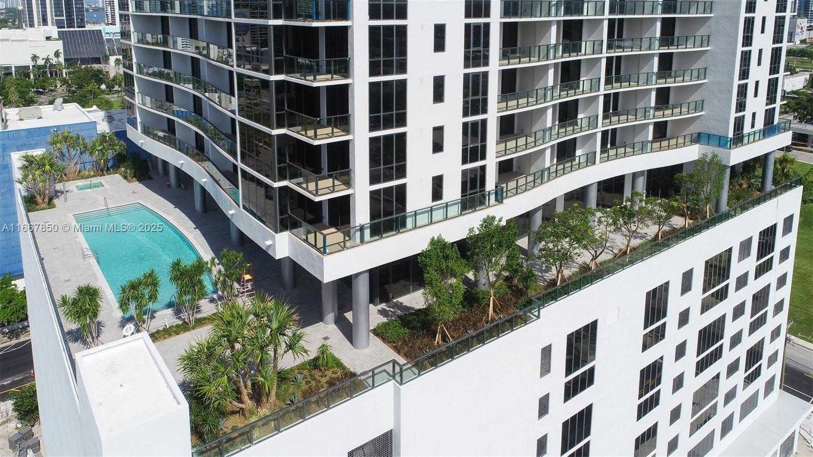 Small Image of 1600 NORTH EAST 1ST AVE #2816, Miami Number 27