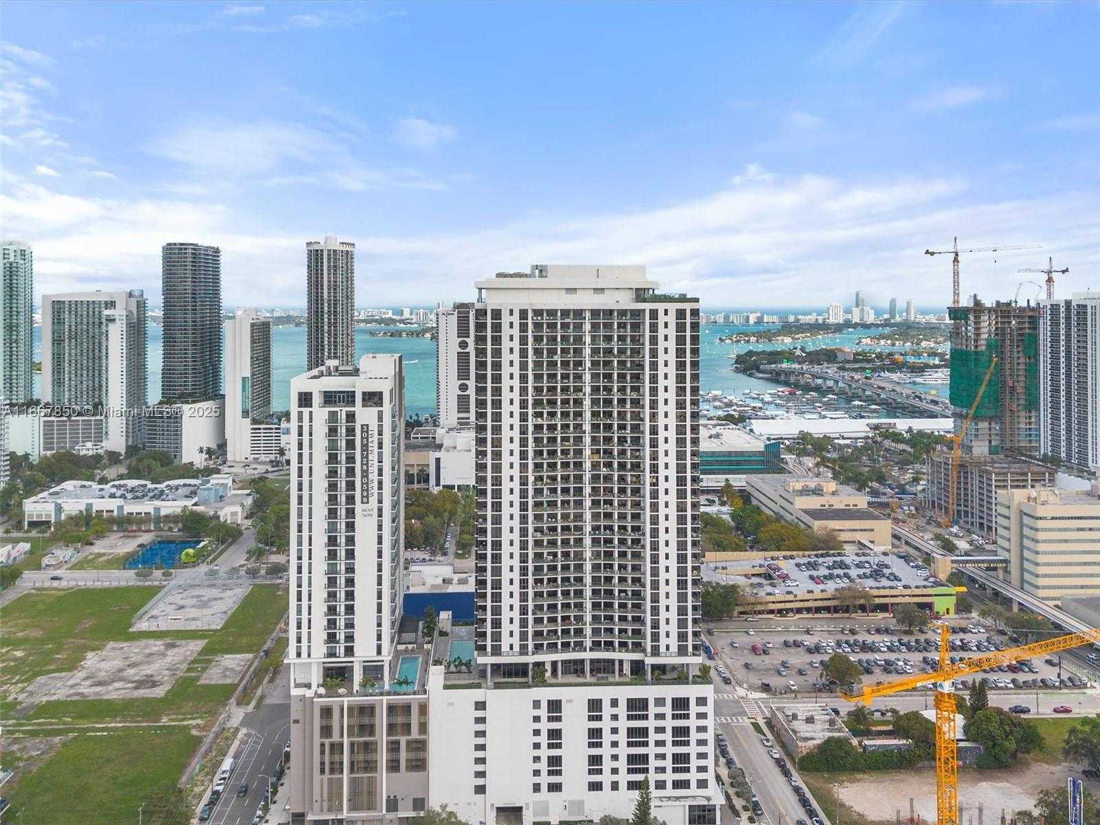 Small Image of 1600 NORTH EAST 1ST AVE #2816, Miami Number 30