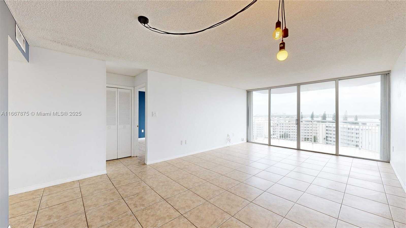 Small Image of 18011 BISCAYNE BLVD #903, Aventura Number 10