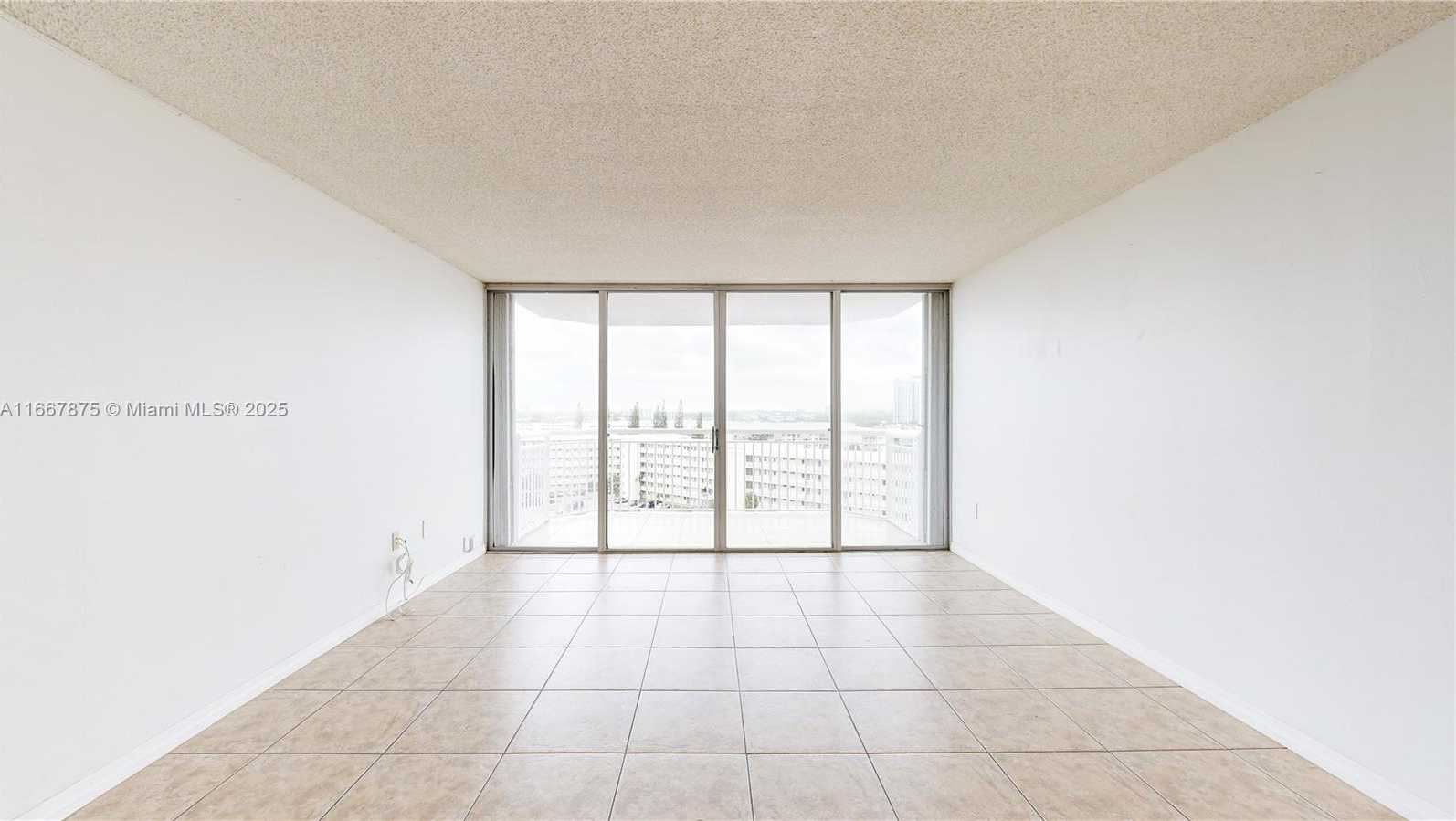 Small Image of 18011 BISCAYNE BLVD #903, Aventura Number 5