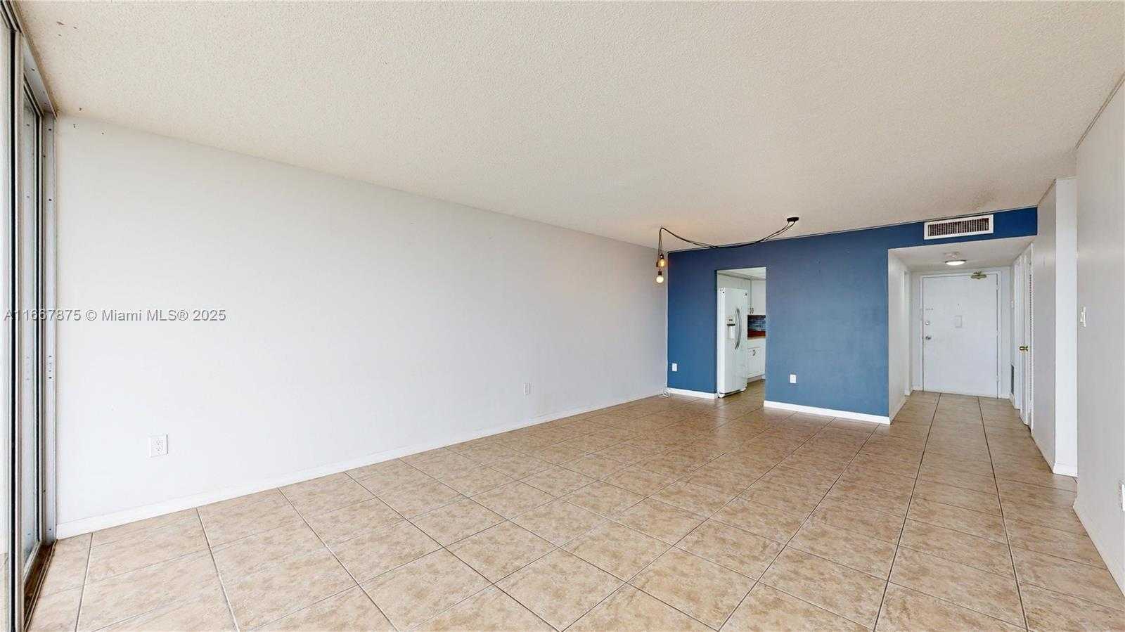 Small Image of 18011 BISCAYNE BLVD #903, Aventura Number 7