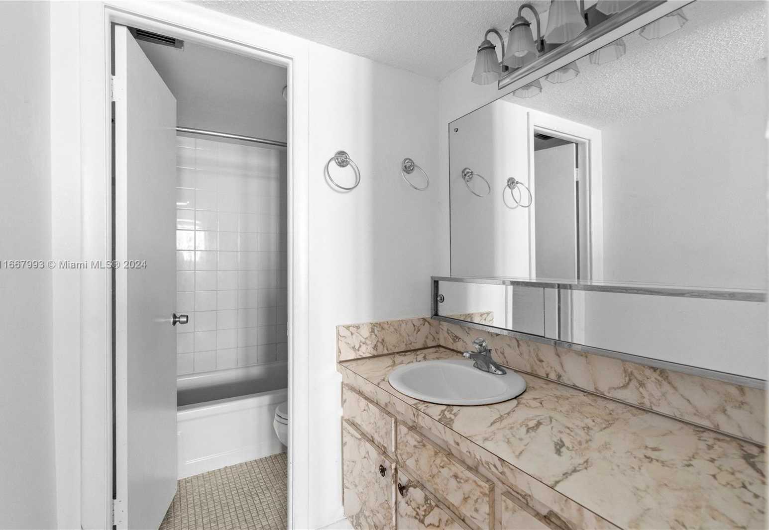 Small Image of 1410 SOUTH OCEAN DR #503, Hollywood Number 20