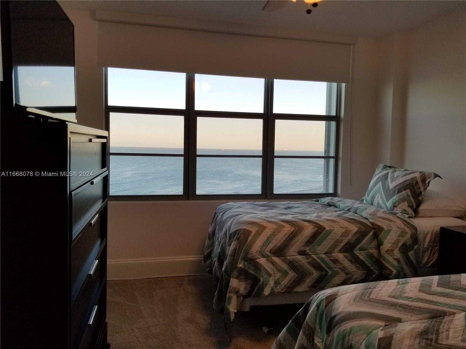 Small Image of 5161 COLLINS AVE #1715, Miami Beach Number 10