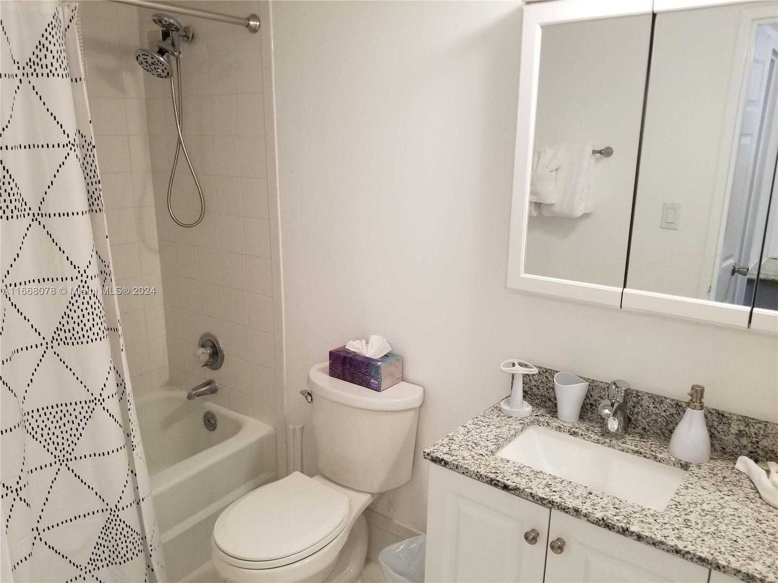 Small Image of 5161 COLLINS AVE #1715, Miami Beach Number 11