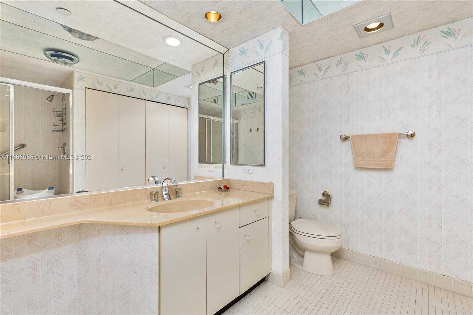 Small Image of 20281 EAST COUNTRY CLUB DR #1709, Aventura Number 21