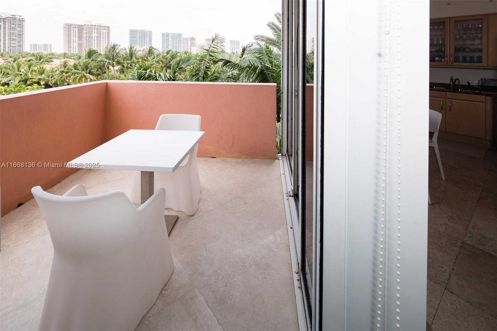Small Image of 19333 COLLINS AVE #510, Sunny Isles Beach Number 19