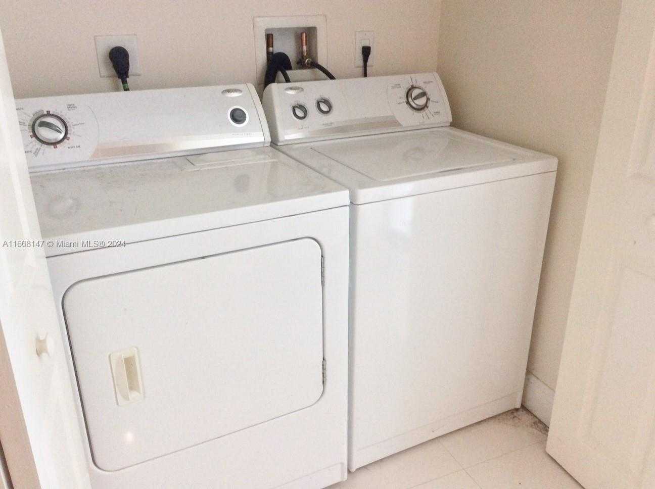 Small Image of 1250 SOUTH MIAMI AVE #3603, Miami Number 7